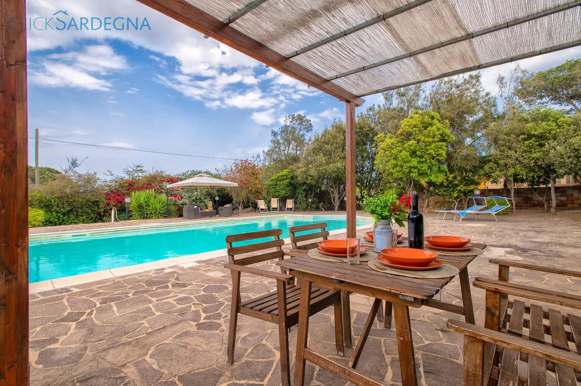 Villa Melograno With Exclusive Swimming Pool Surrounded By Greenery Campanedda Ngoại thất bức ảnh