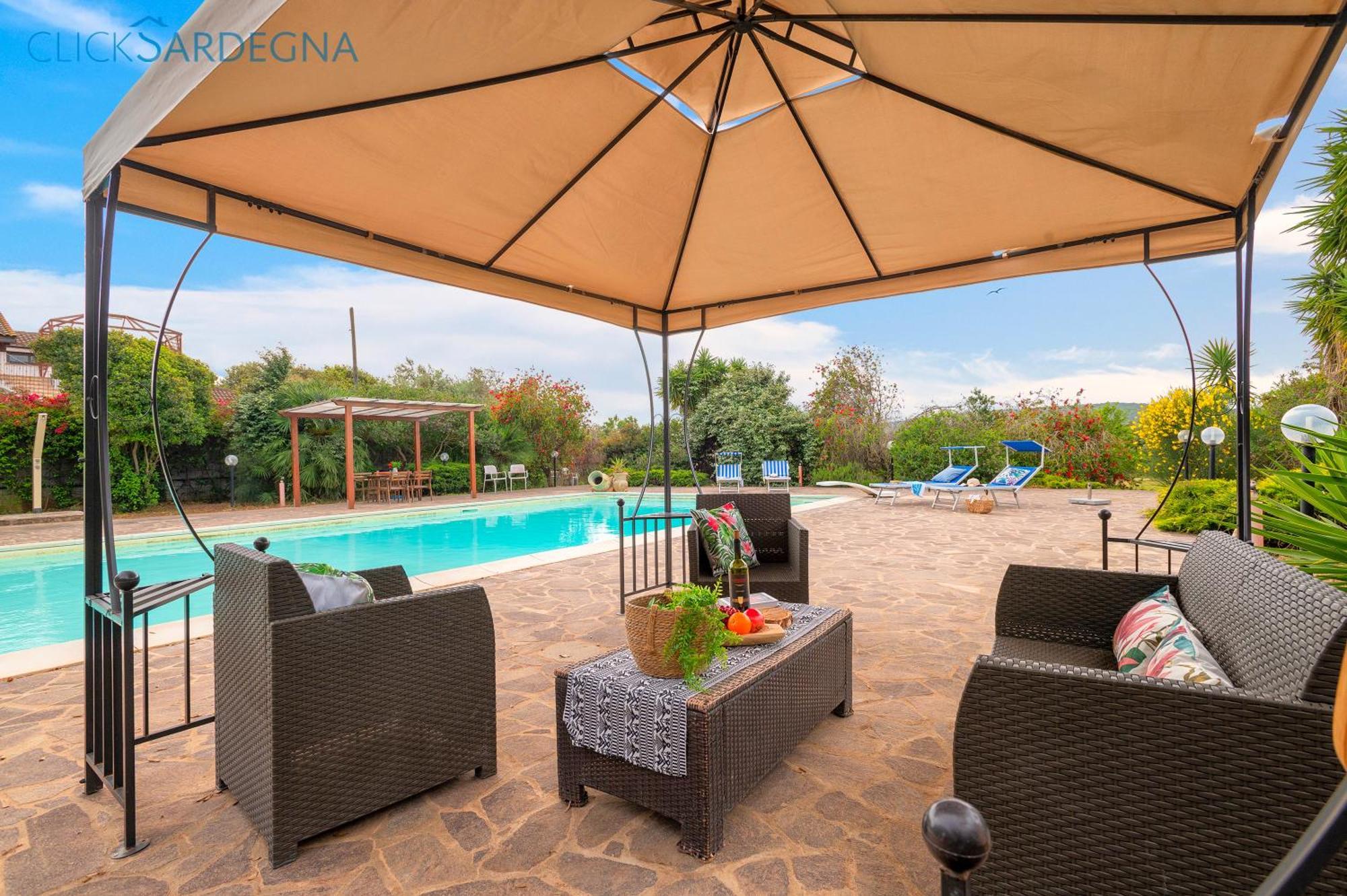 Villa Melograno With Exclusive Swimming Pool Surrounded By Greenery Campanedda Ngoại thất bức ảnh